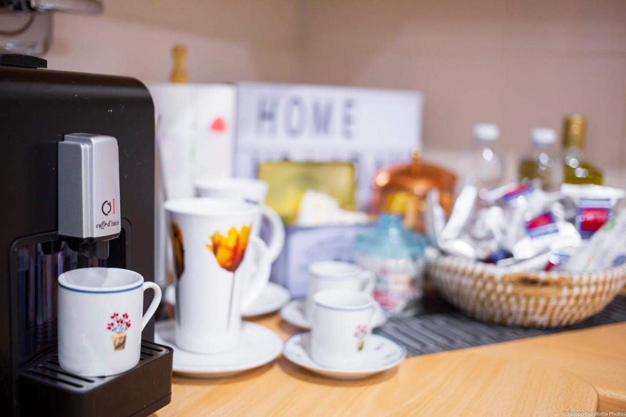 Homeholidaysanremo - Palace Ngoại thất bức ảnh